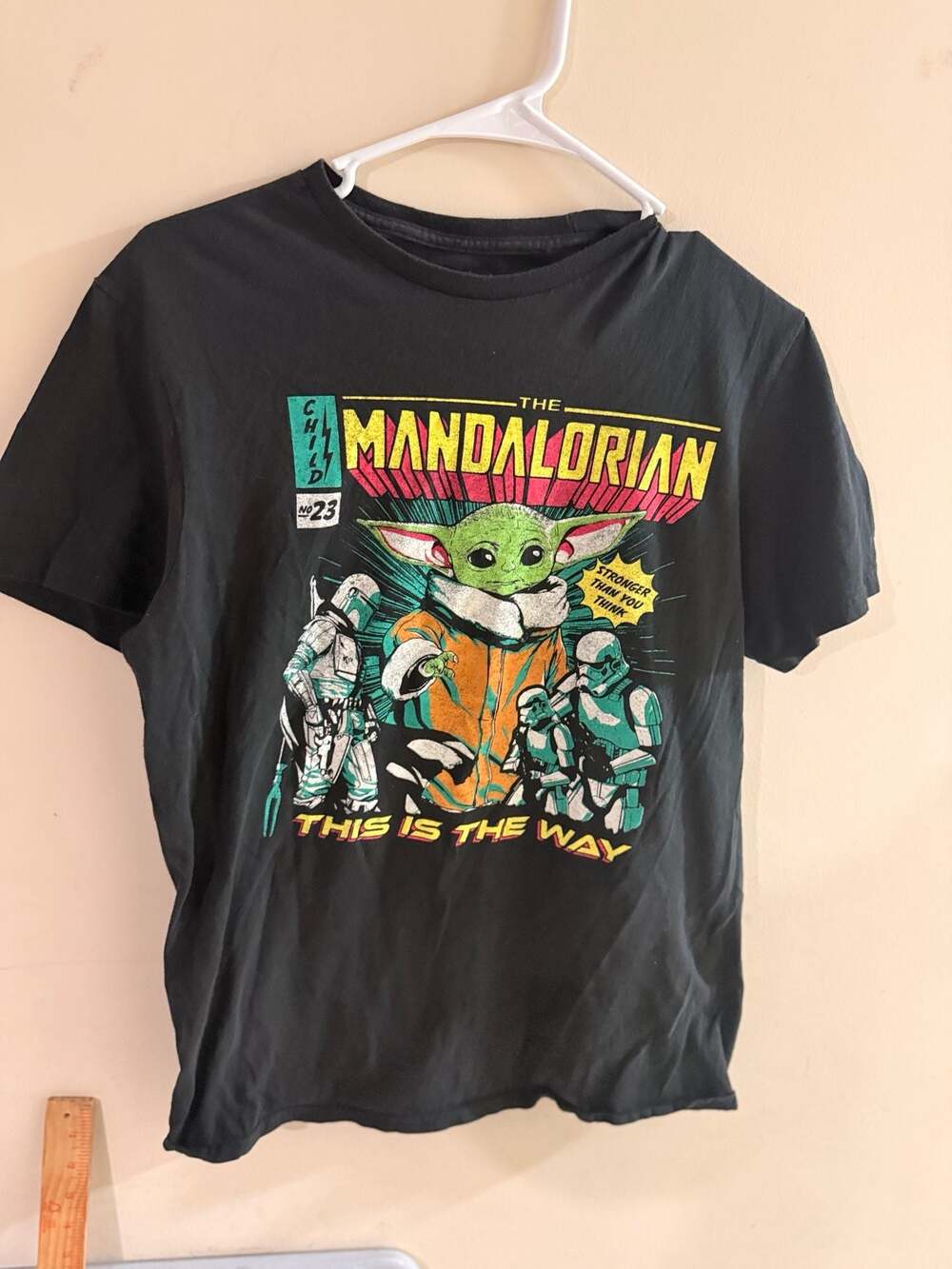 Star Wars The Mandalorian Grogu Retro Comic Cover Graphic T-Shirt